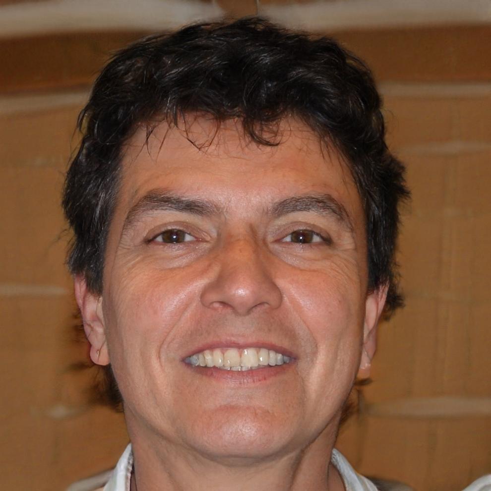 Portret absolwenta Marcina Kowalskiego